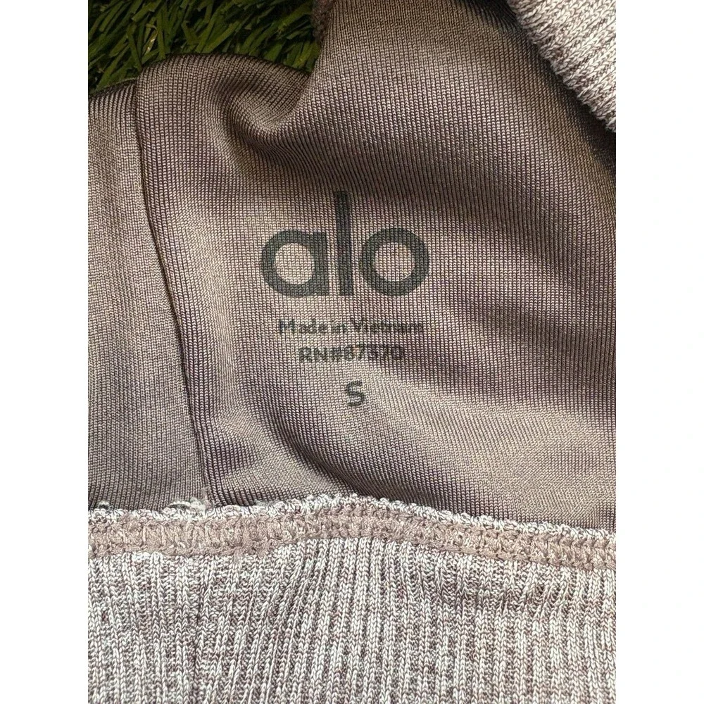 Alo Yoga ALOSOFT LAVISH SPORTS BRA TOP SIZE S STRAPPY BACK